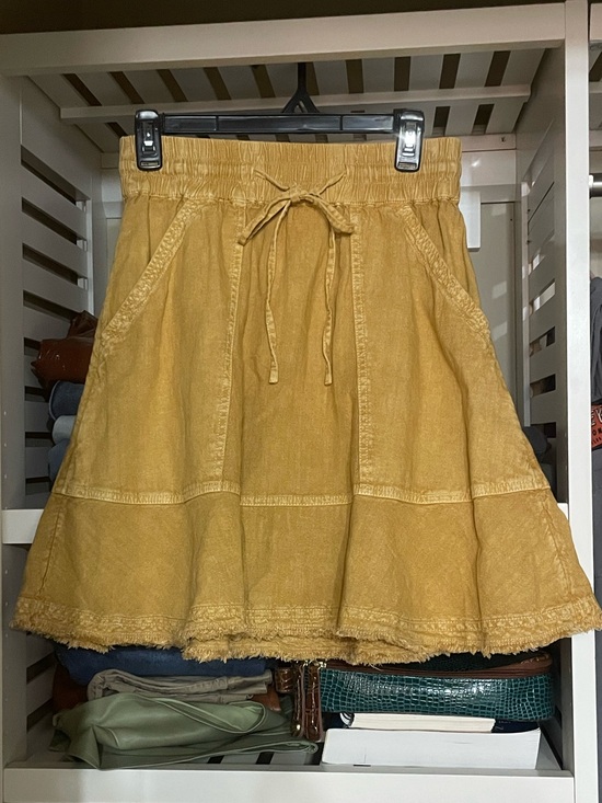Pilcro Dresses & Skirts - Pilcro Linen Blend Mustard/Gold Tiered Drawstring Skirt